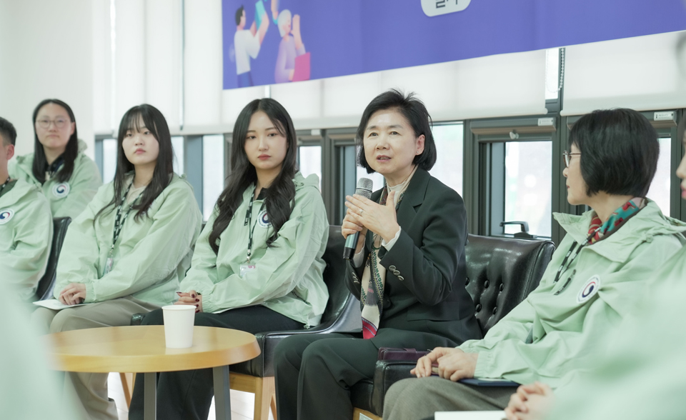 질병관리청 국민소통단 9기 발대식 및 소통간담회 (03.05.)_인사말씀하는 지영미 청장