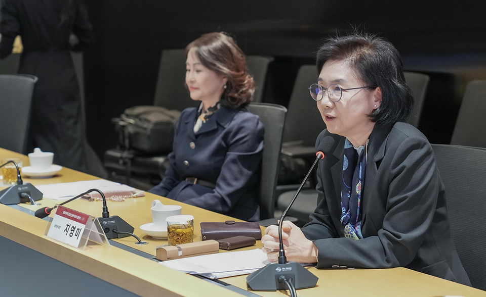 지영미 질병관리청장이 중앙손상관리센터 현판식에서 인사말씀을 하고 있다.