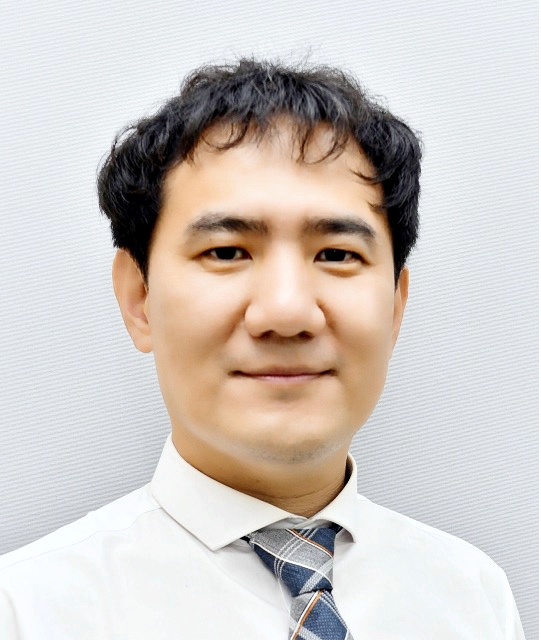 Director General  National Institute of Infectious Disease Picture